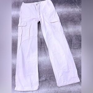 Refuge Women’s White Cargo Pants
